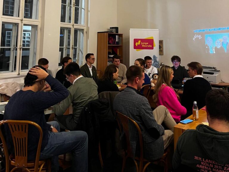 cfb02711-0c85-4e04-b10e-5f1712ff3476